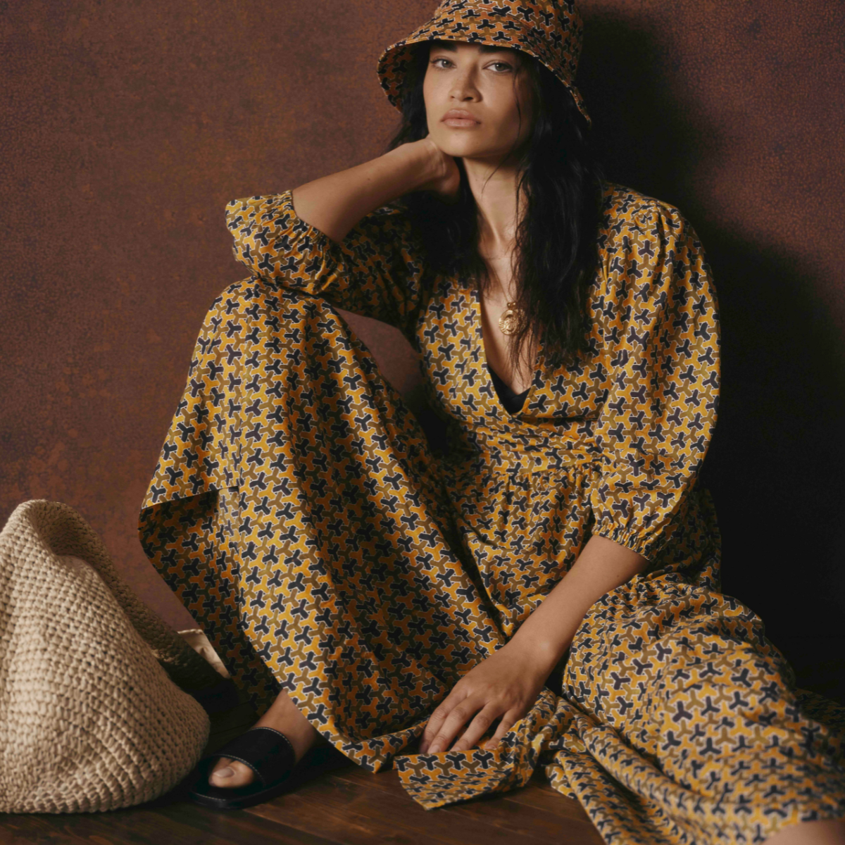 The Banana Republic x White Lotus Collab Is Quiet Luxury on Vacation