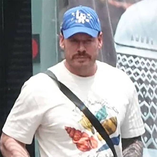 <a href="https://www.eonline.com/news/1414464/olympian-ryan-james-wedding-case-s10m-reward-for-fugitive?cmpid=rss-syndicate-genericrss-us-top_stories" target="_blank">U.S. Offers $10M Reward for Olympian Ryan James Wedding’s Arrest</a>