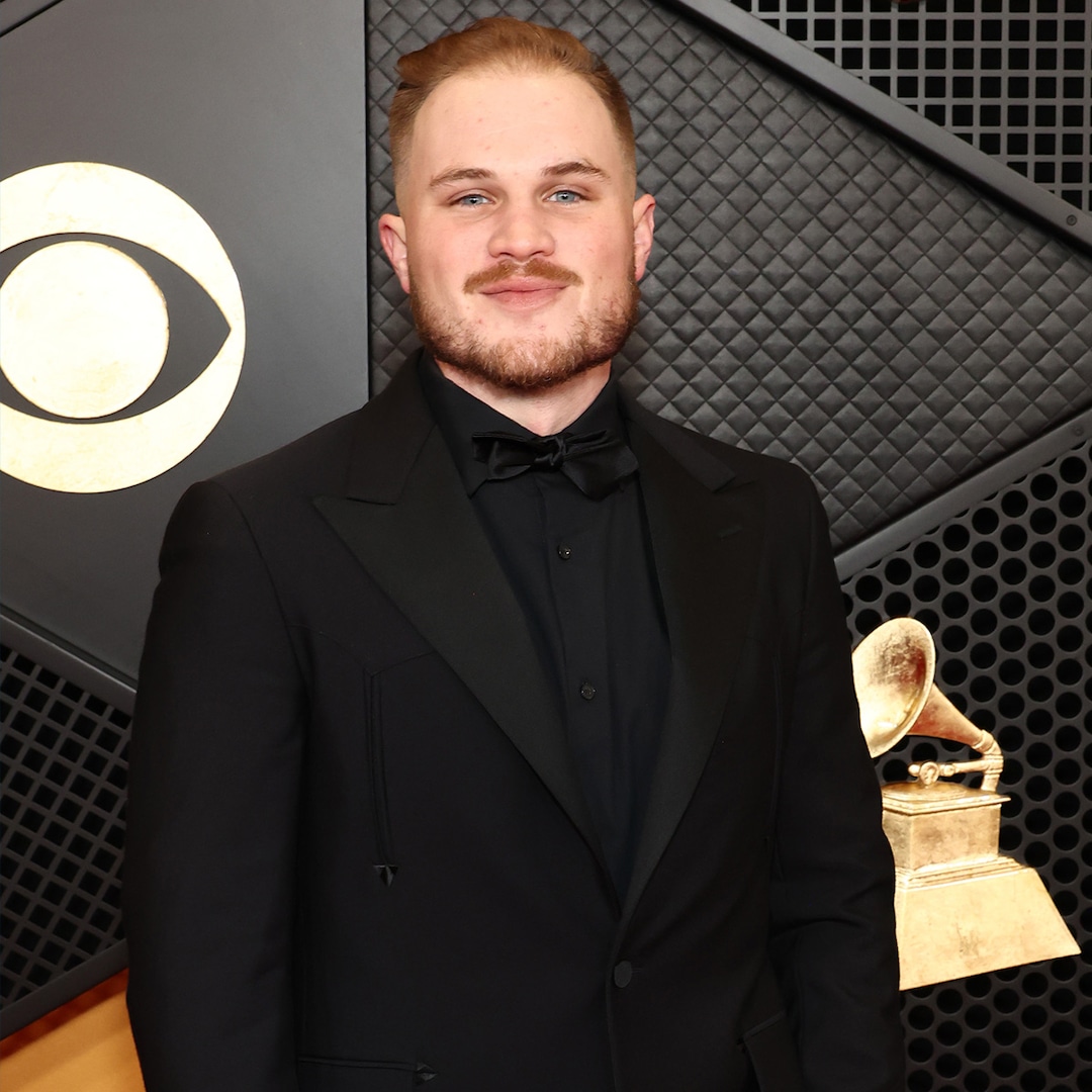 Зак Браян се ожени за Саманта Леонард на частна испанска