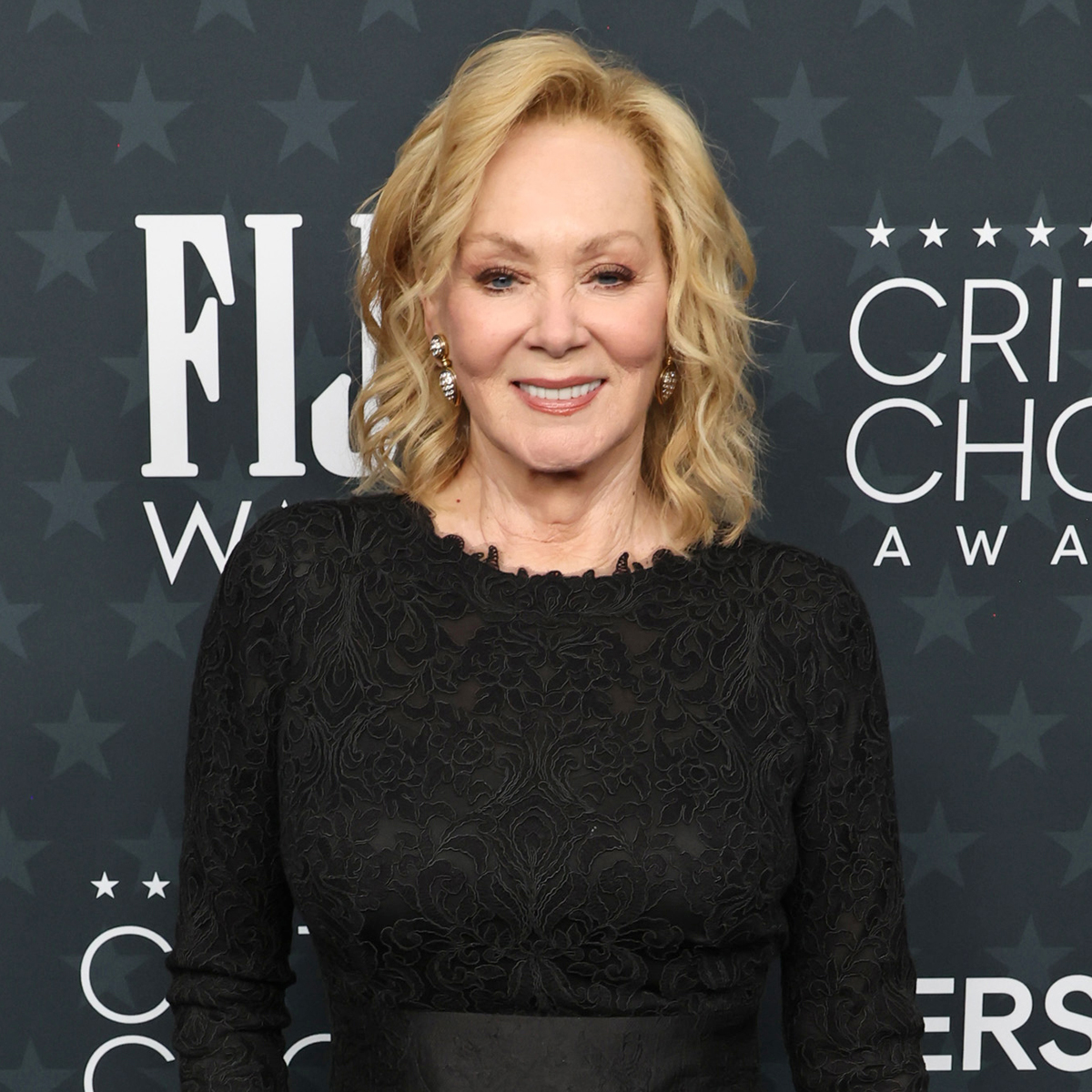 장 스마츠, 크리틱스 초이스 어워드 빛낸 코미디 여왕 👑 평론가들에게 던진 유쾌한 메시지는?