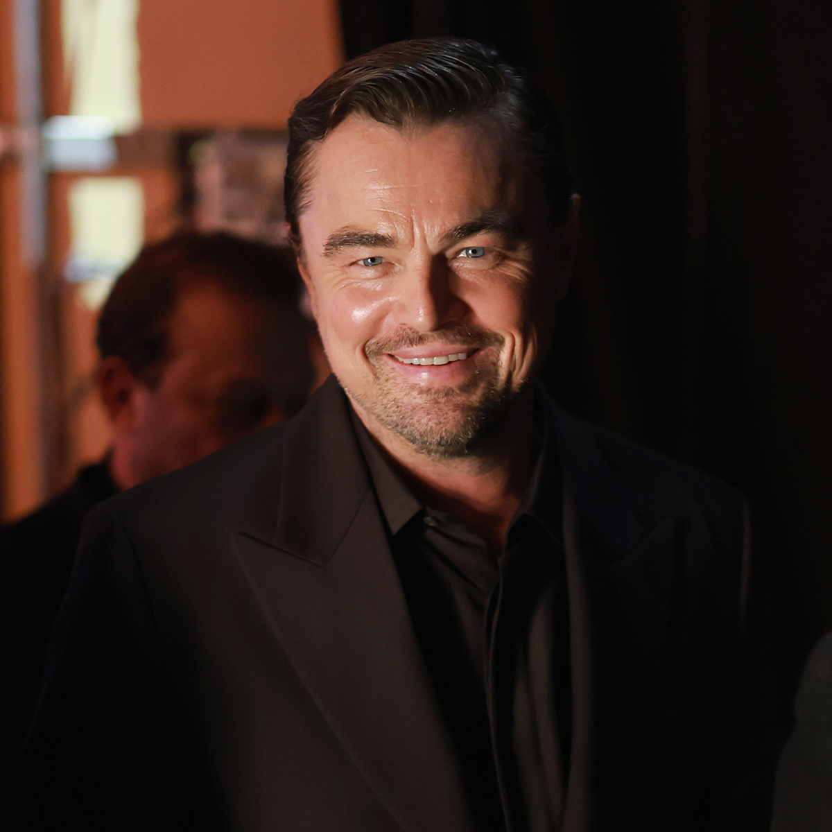 How Leonardo DiCaprio Reacted to Chelsea Handler’s Critics Choice Jab