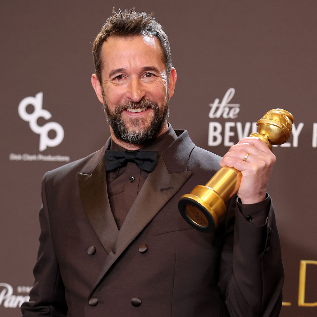 Noah Wyle Accepts Award at Golden Globes 2026