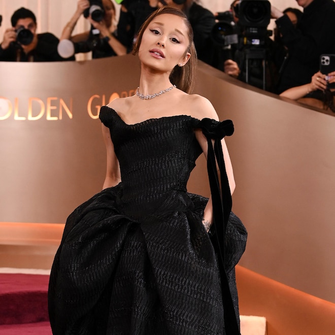 Ariana Grande Arrives at Golden Globes 2026