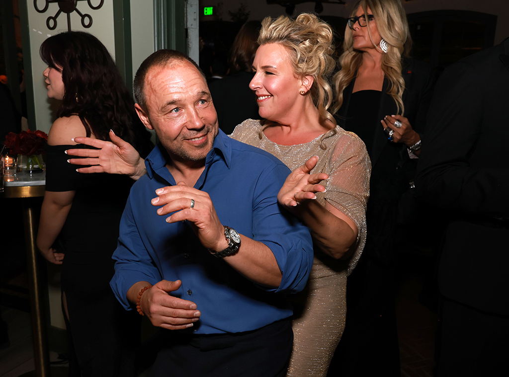 Stephen Graham y Hannah Walters asisten a la fiesta posterior a los Globos de Oro 2026 de Netflix