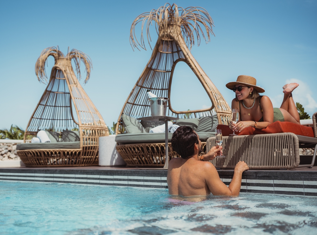 Shop Hilton V Day_1024x759.jpg