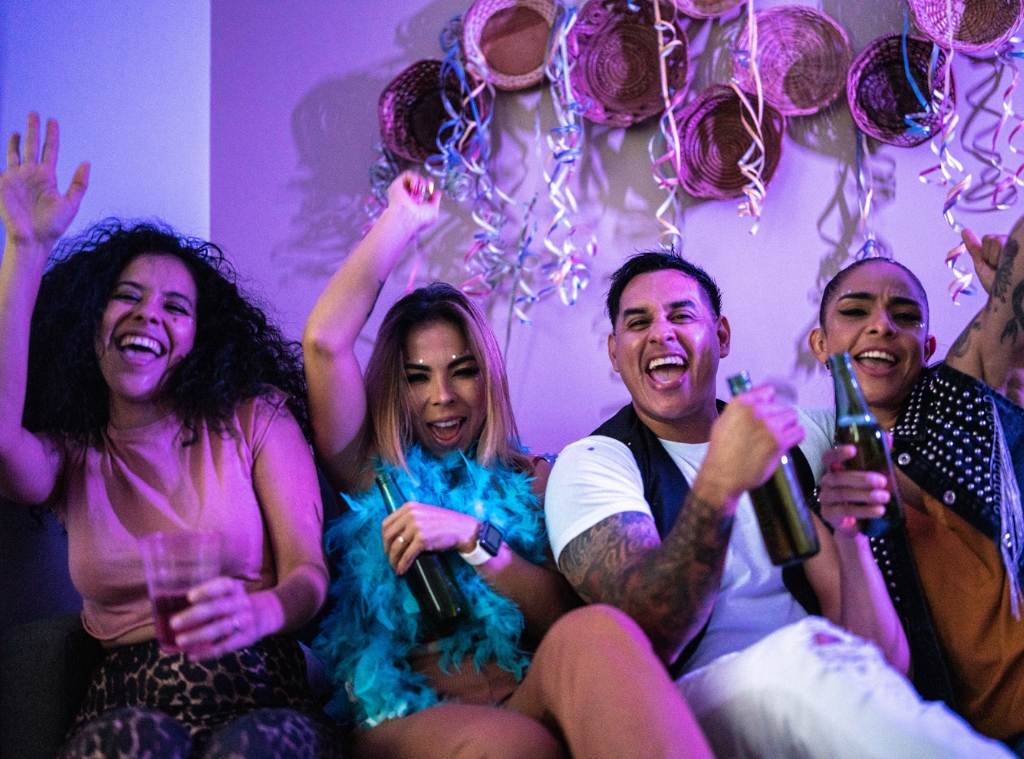 SHOP BBB Party_1024x759.jpg