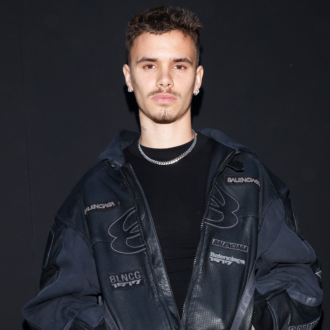 Ромео Бекъм дебютира с нова татуировка Семейство на фона на