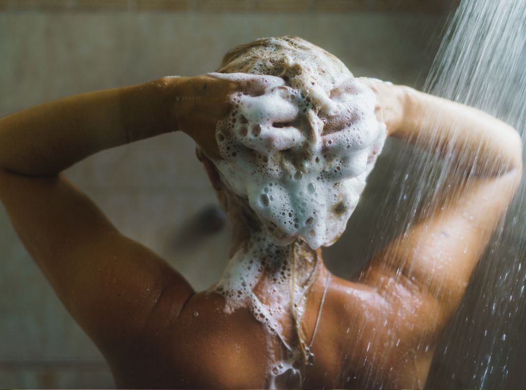 The Best Soothing Shampoos to Help Relieve Your Scalp, According to Reviewers with Itchy Scalps