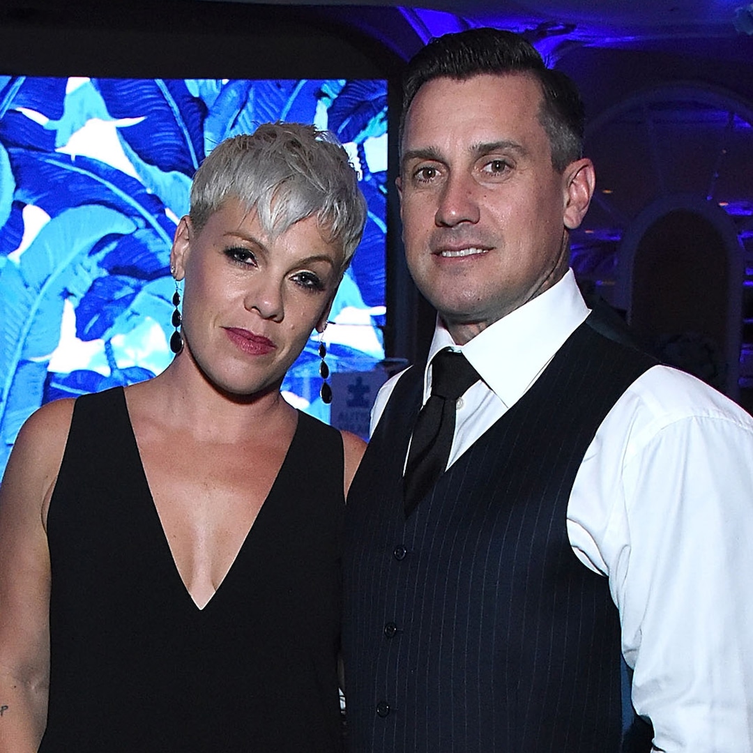 Pink nega separação e divórcio de Carey Hart