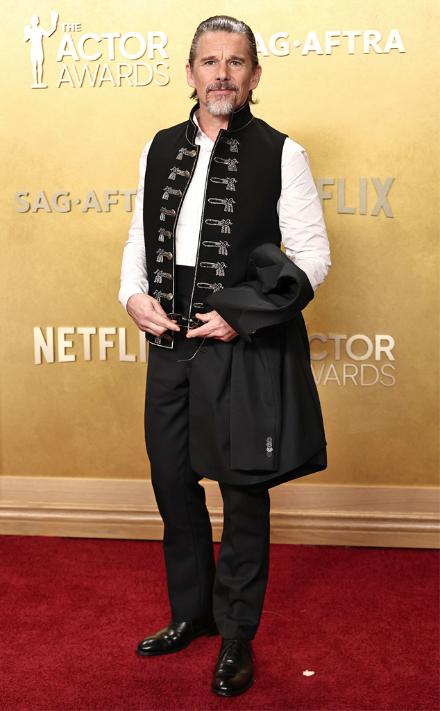 Ethan Hawke arrives at the Actor Awards 2026 red carpet