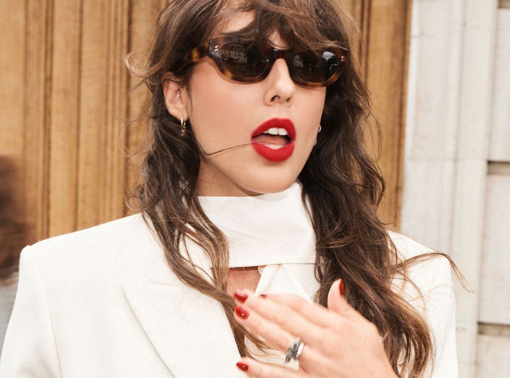 Bold red lip was the beauty trend breakout from the red carpet last night