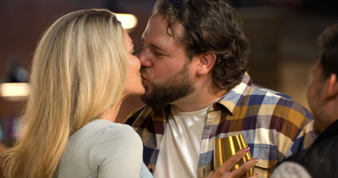 Love Is Blind, Amber, Jordan