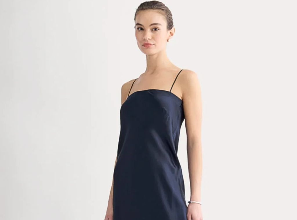 SHOP Chelsea Handler’s Stylist Molly Levin Predicts the ’90s Dress Trend 