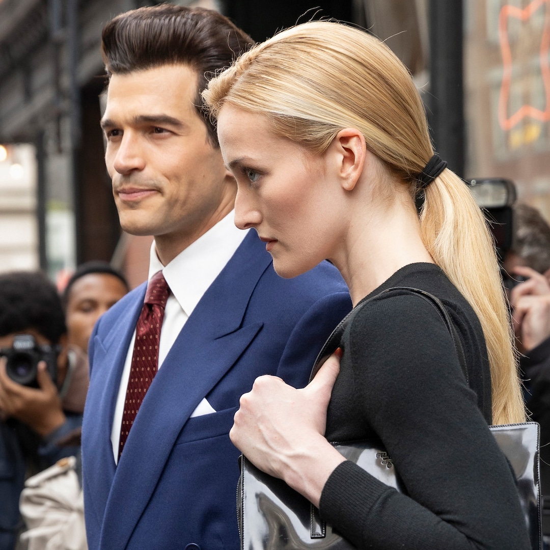 John F. Kennedy Jr., Carolyn Bessette Love Story: Fact vs. Fiction John F. Kennedy Jr., Carolyn Bessette Love Story: Fact vs. Fiction