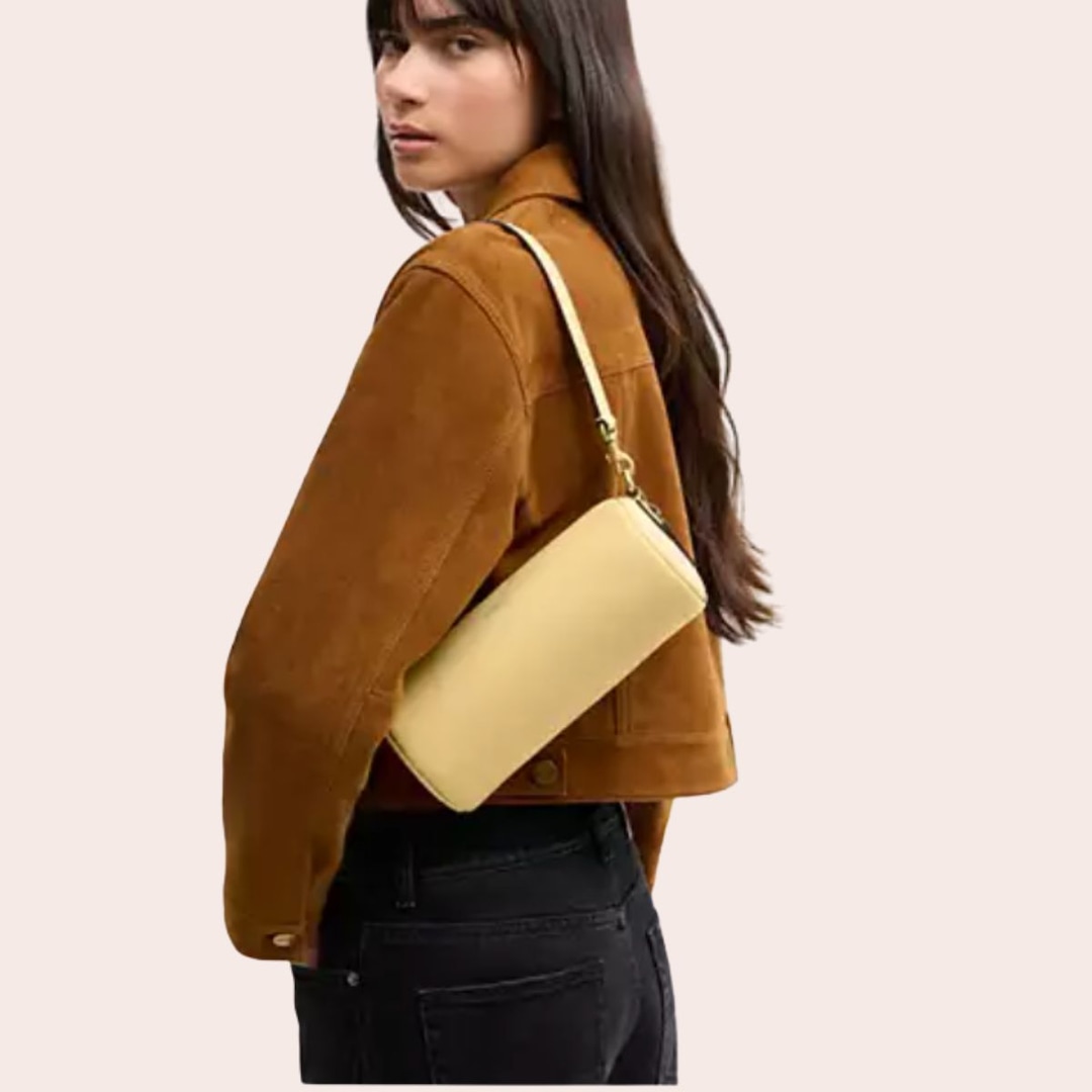 90s It Girl Shoulder Bags, Totes, Effortless Chic Everyday Style 90s It Girl Shoulder Bags, Totes, Effortless Chic Everyday Style