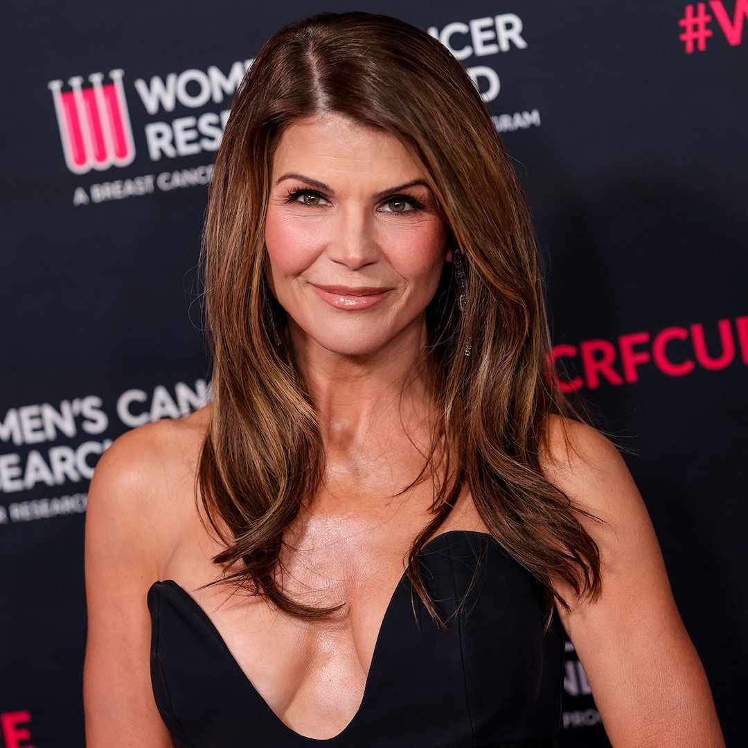 Lori Loughlin faz uma rara aparição com Olivia Jade, Isabella Rose