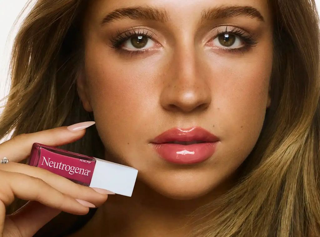 This Lip Oil Is a Hidden Gem Baddie Essential"—& It's on Sale for $5 on Amazon's Big Spring Sale