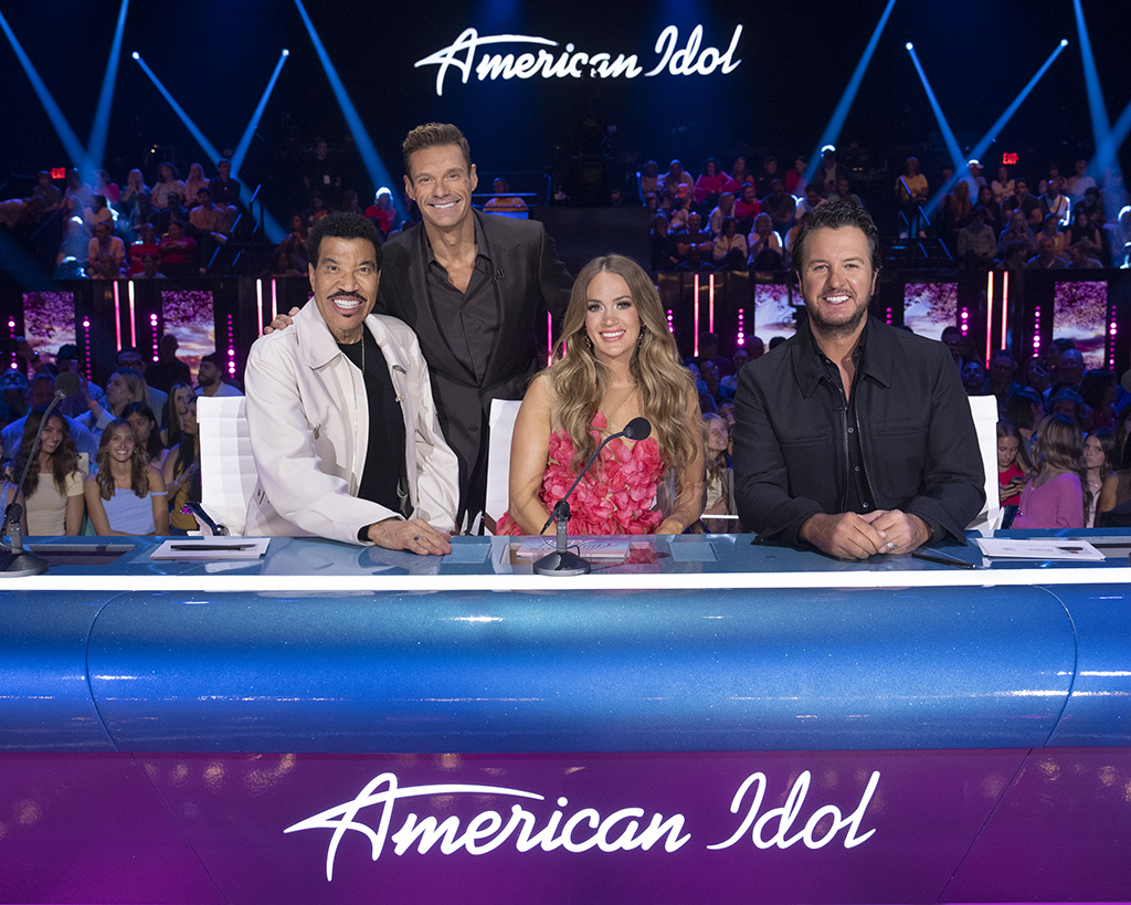 Lionel Richie, Ryan Seacrest, Carrie Underwood, Luke. Bryan, American Idol, Season 24