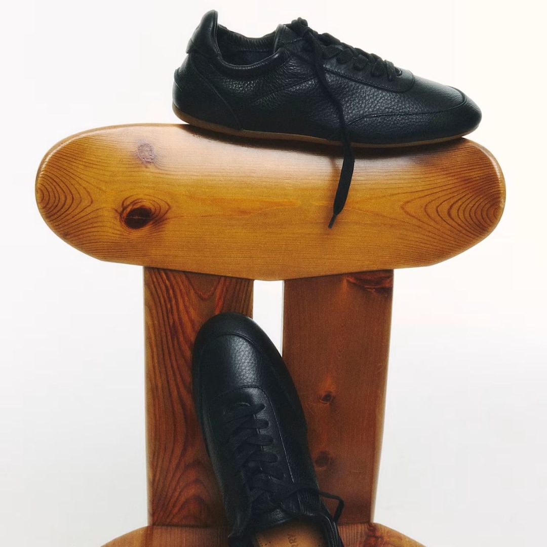 Low Lug Boat Shoe & Slim Joggers Low Lug Boat Shoe & Slim Joggers