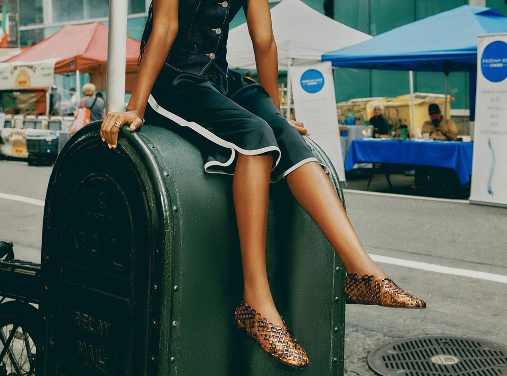 Shop Jelly Shoes Trend 2026.jpg