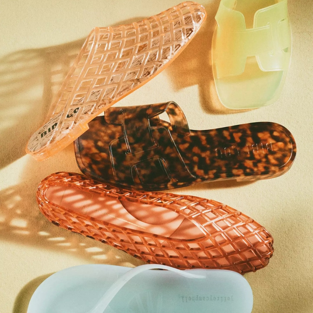 Y2K Jelly Sandals Are Back—and They’re Surprisingly Wearable