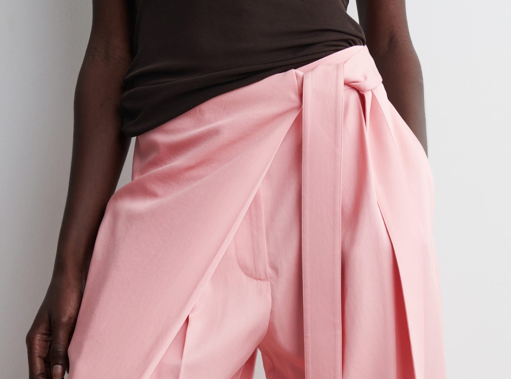Image 12: Shop Wrap Pants Trend 2026.jpg