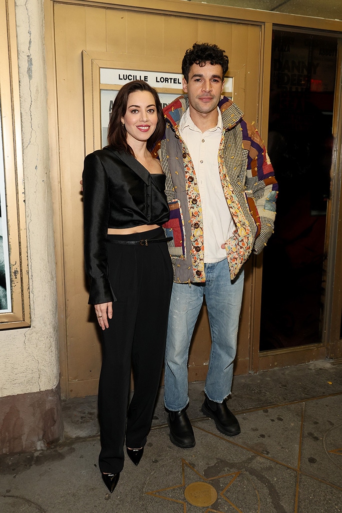 Aubrey Plaza Pregnant With Chris Abbott Baby After Jeff Baena's Death