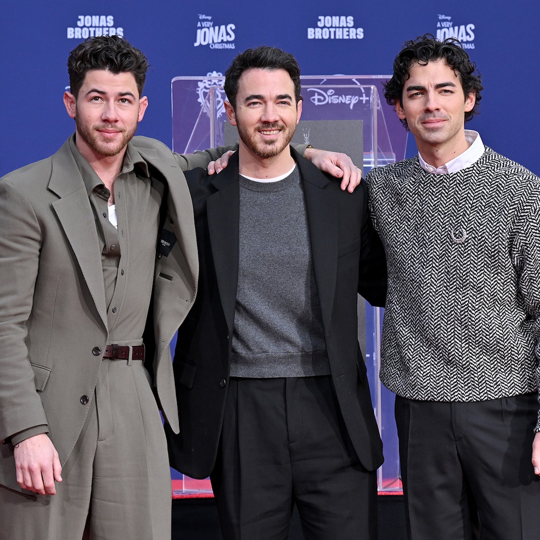 Nick Jonas, Joe Jonas, Kevin Jonas on Mom Denise After Stroke Nick Jonas, Joe Jonas, Kevin Jonas on Mom Denise After Stroke