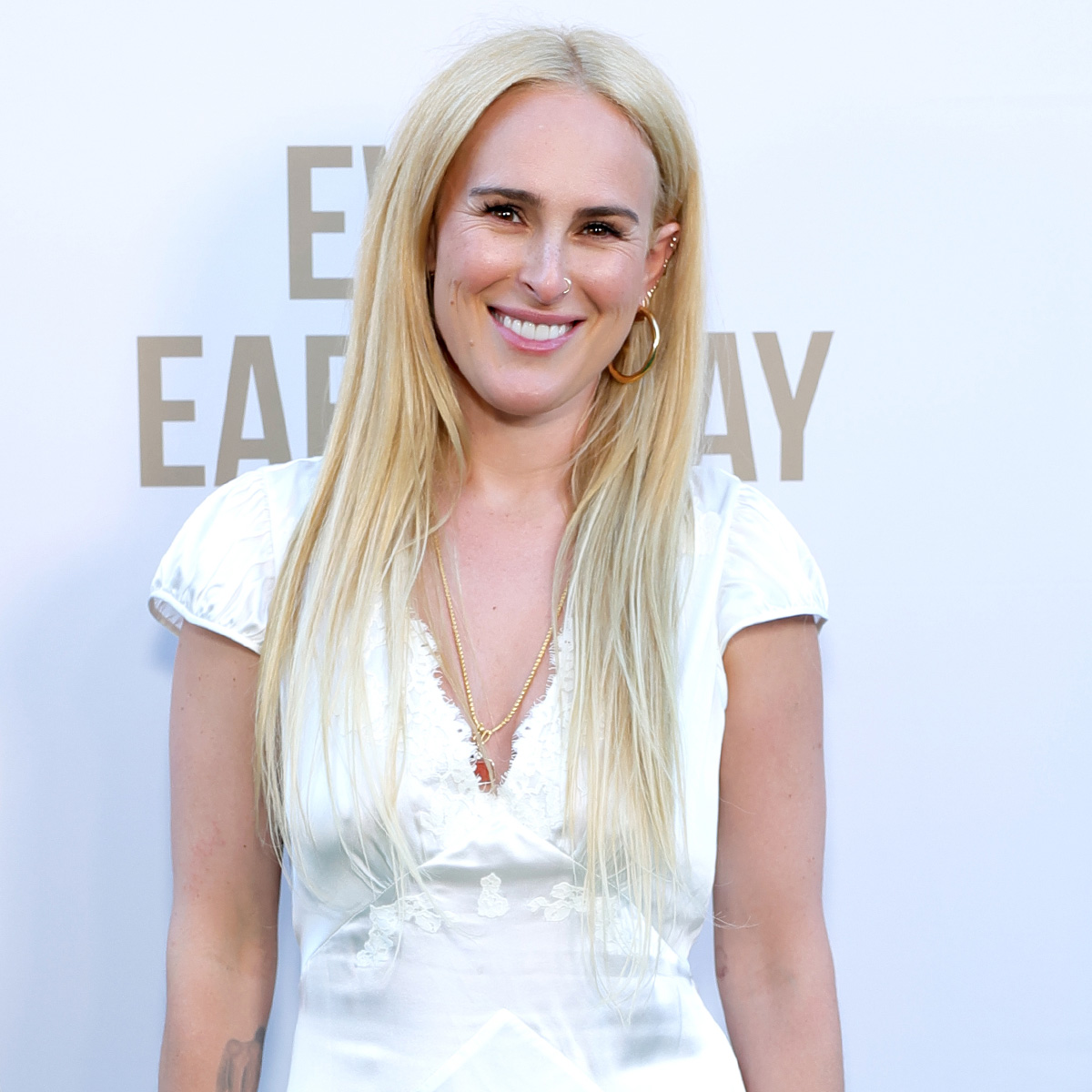 Rumer Willis Reveals How She Handles Criticism as a Single Mom