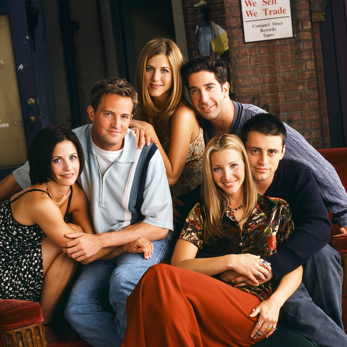 Lisa Kudrow Alleges "Brutal" Friends Writers Discussed Their "Sexual Fantasies" About Costars