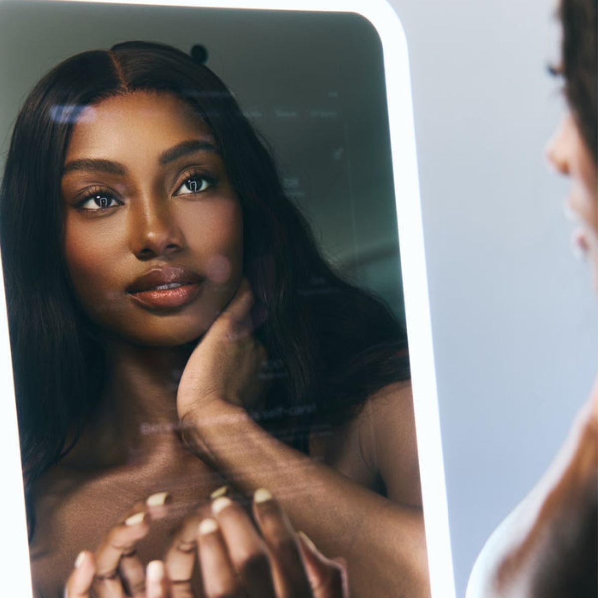 What Is SWAN Beauty? Breaking Down the AI Mirror Behind Acquired Style's Bachelorette