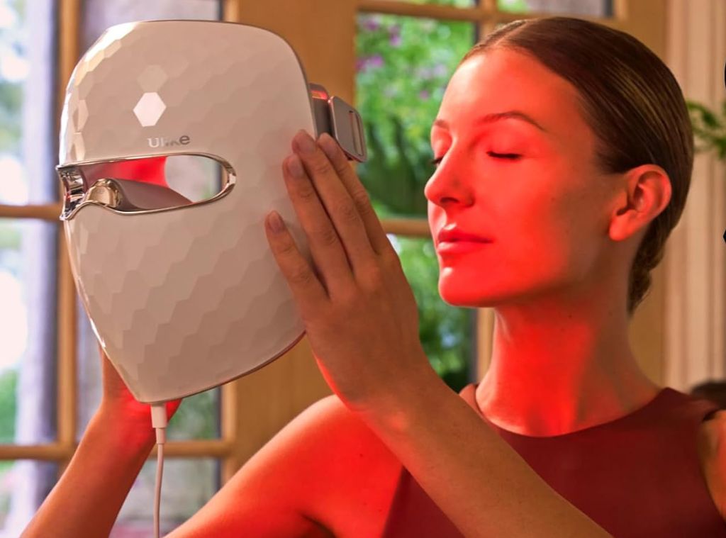 Experts on the Red Light Face Masks That Actually Work (& They’re All on Sale!)