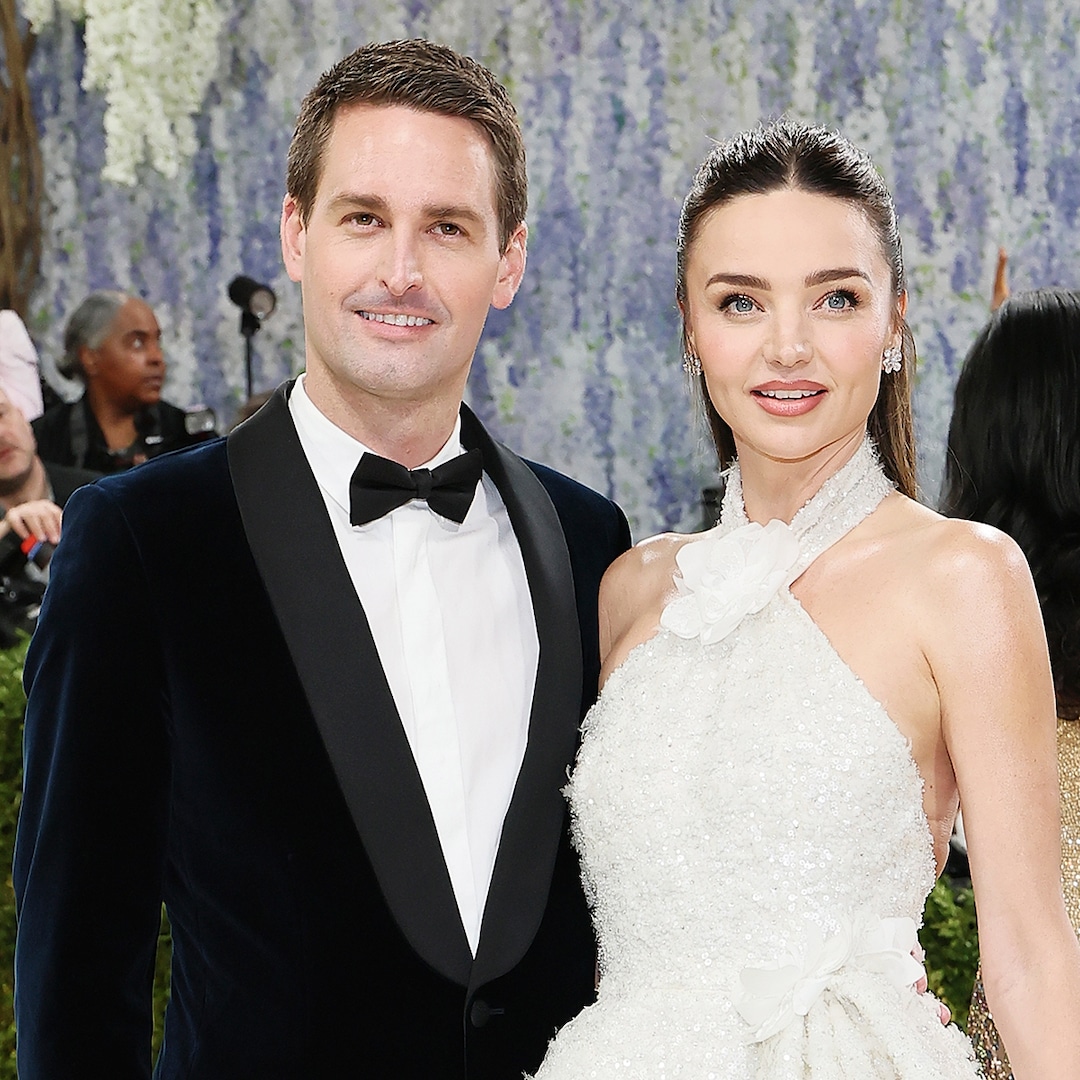 Miranda Kerr Microcurrent Lift Procedure Before Carpet Miranda Kerr Microcurrent Lift Procedure Before Carpet