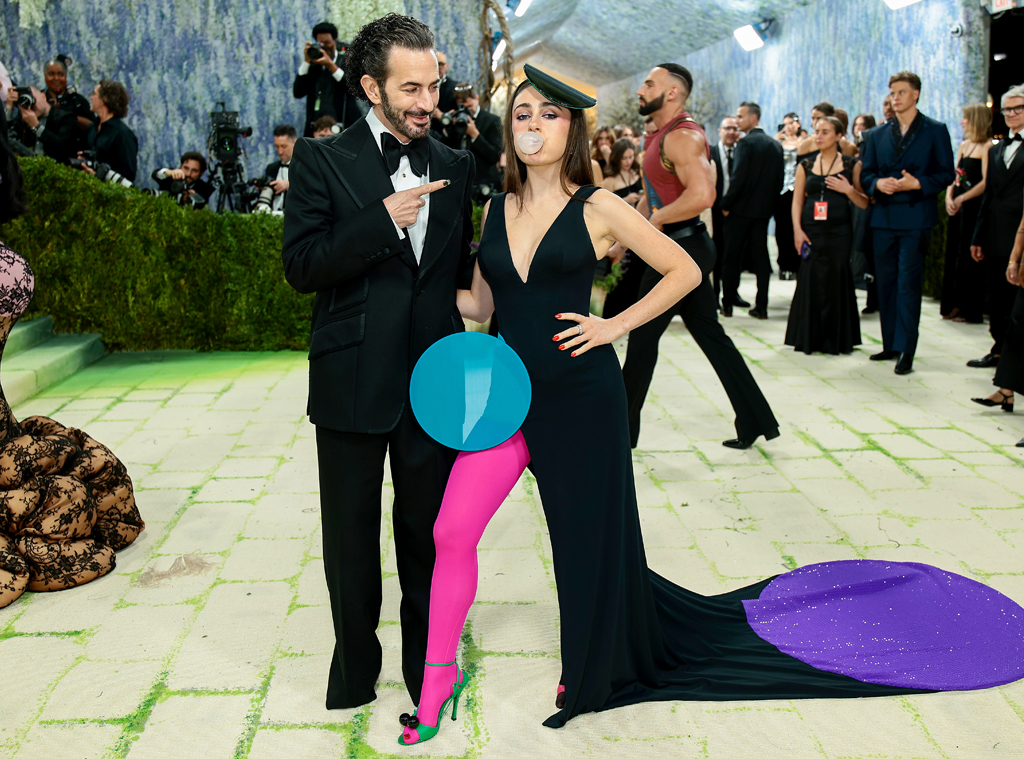 Marc Jacobs and Rachel Sennott arrive at Met Gala 2026 red carpet