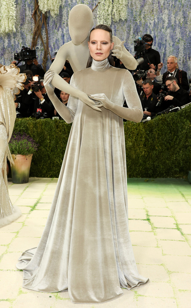 Met Gala 2026: Jordan Roth's Sculpture Look Explained