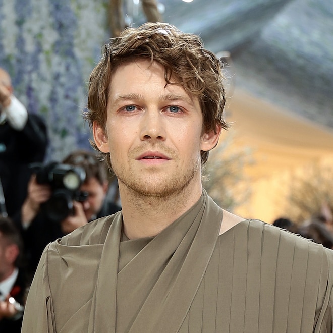 Joe Alwyn Arrives at 2026 Met Gala