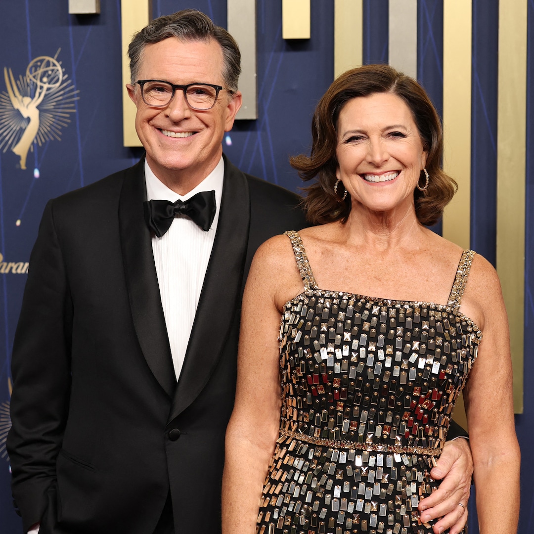 斯蒂芬·科尔伯特 (Stephen Colbert) 与妻子埃维·麦吉·科尔伯特 (Evie McGee Colbert) 36 年的恋情内幕 斯蒂芬·科尔伯特 (Stephen Colbert) 与妻子埃维·麦吉·科尔伯特 (Evie McGee Colbert) 36 年的恋情内幕