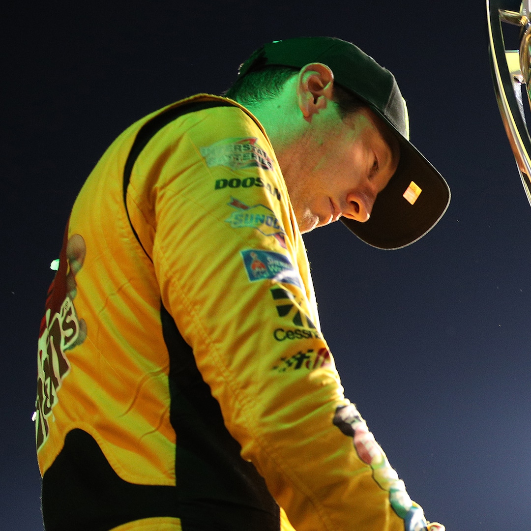 凯尔·布希 (Kyle Busch) 去世前在赛车模拟器中昏倒 凯尔·布希 (Kyle Busch) 去世前在赛车模拟器中昏倒