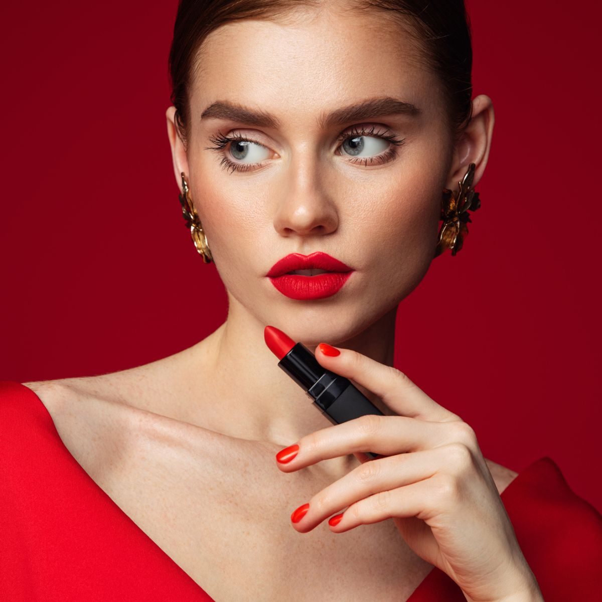 Best Memorial Day Beauty Deals Ending Tonight: Makeup, Skincare, More