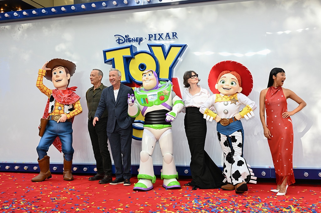 Joan Cusack Makes First Red Carpet Appearance in 11 Years for Toy Story 5