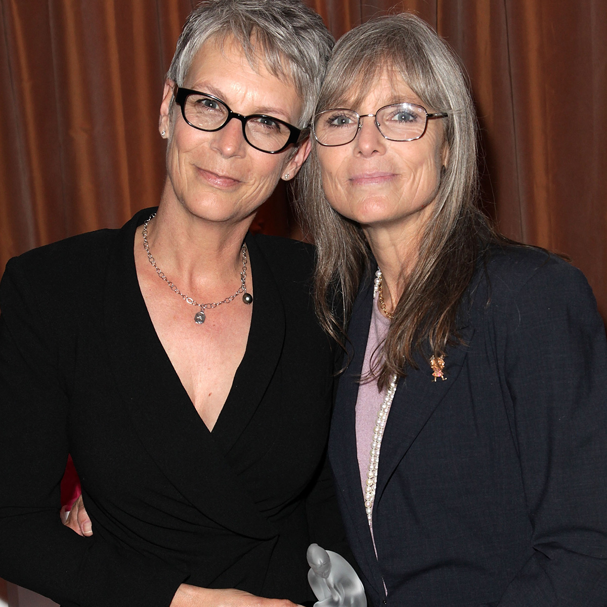 Jamie Lee Curtis’ Sister Kelly Curtis Dead 