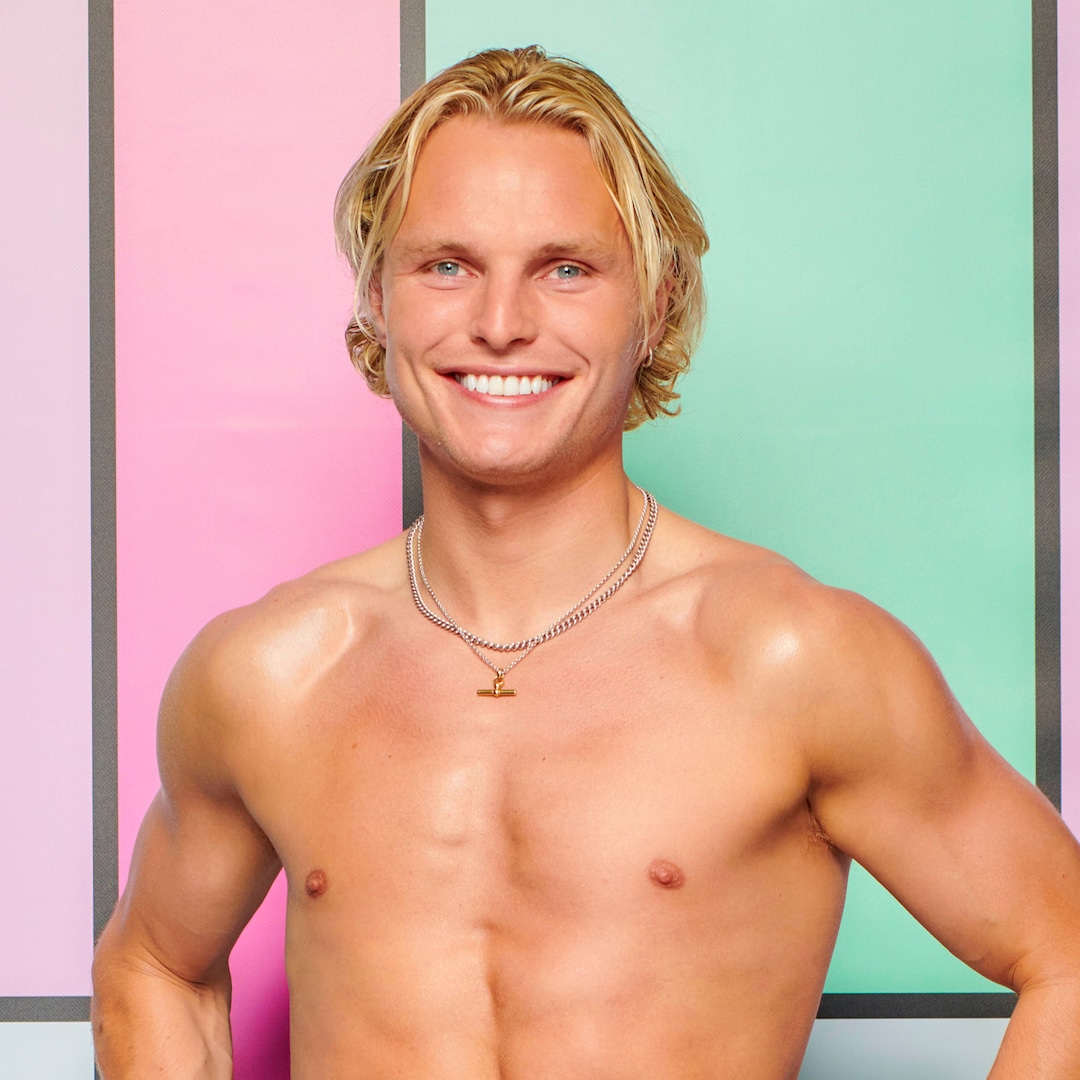 Love Island UK’s George Knight Quits, Leaves Villa for This Reason Love Island UK’s George Knight Quits, Leaves Villa for This Reason